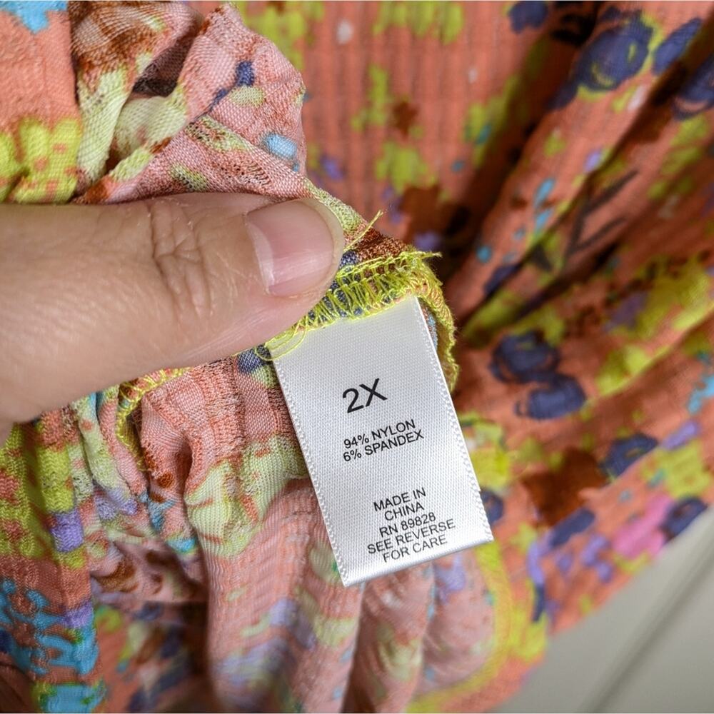 LOGO by Lori Goldstein Waffle Mesh Floral Top 2X Relaxed Textured Short Sleeve - Picture 9 of 11
